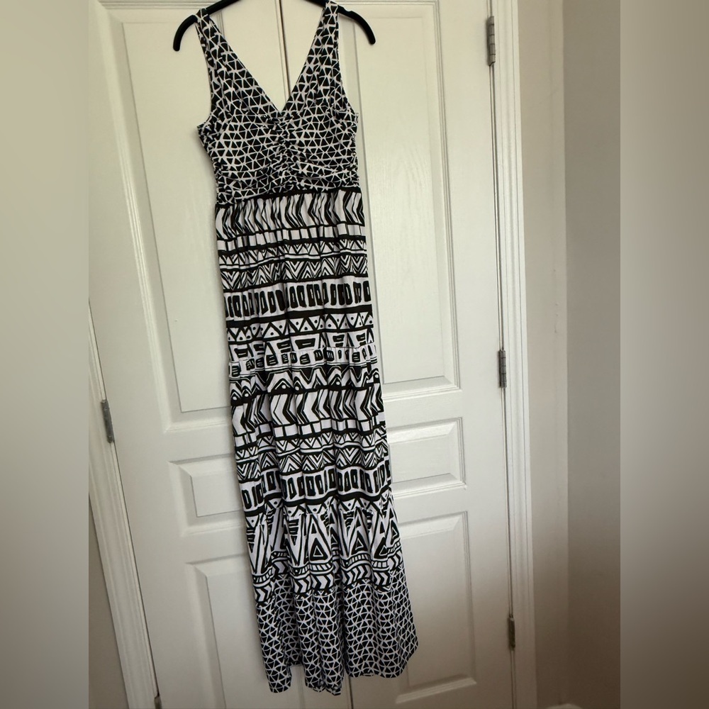 INC International Concepts Black and White Patterned Maxi Tank Dress - Picture 3 of 9